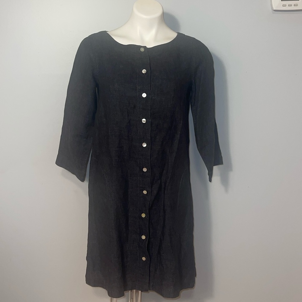 Eileen Fisher ladies 100% Organic Linen Oversized Shirtdress. Size XS.